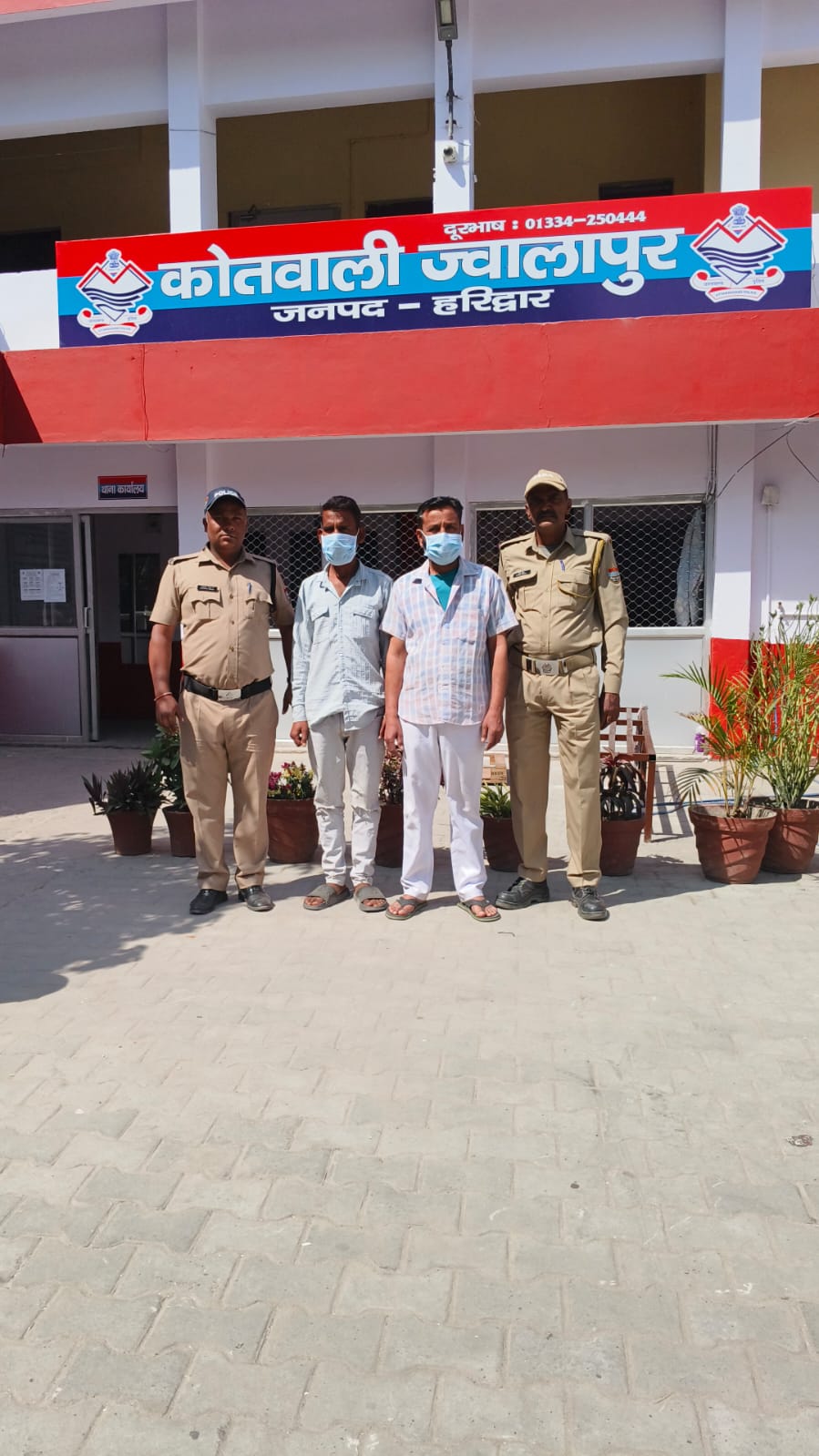 ज्वालापुर पुलिस की बड़ी कार्रवाई, 2 वारंटी गिरफ्तार!