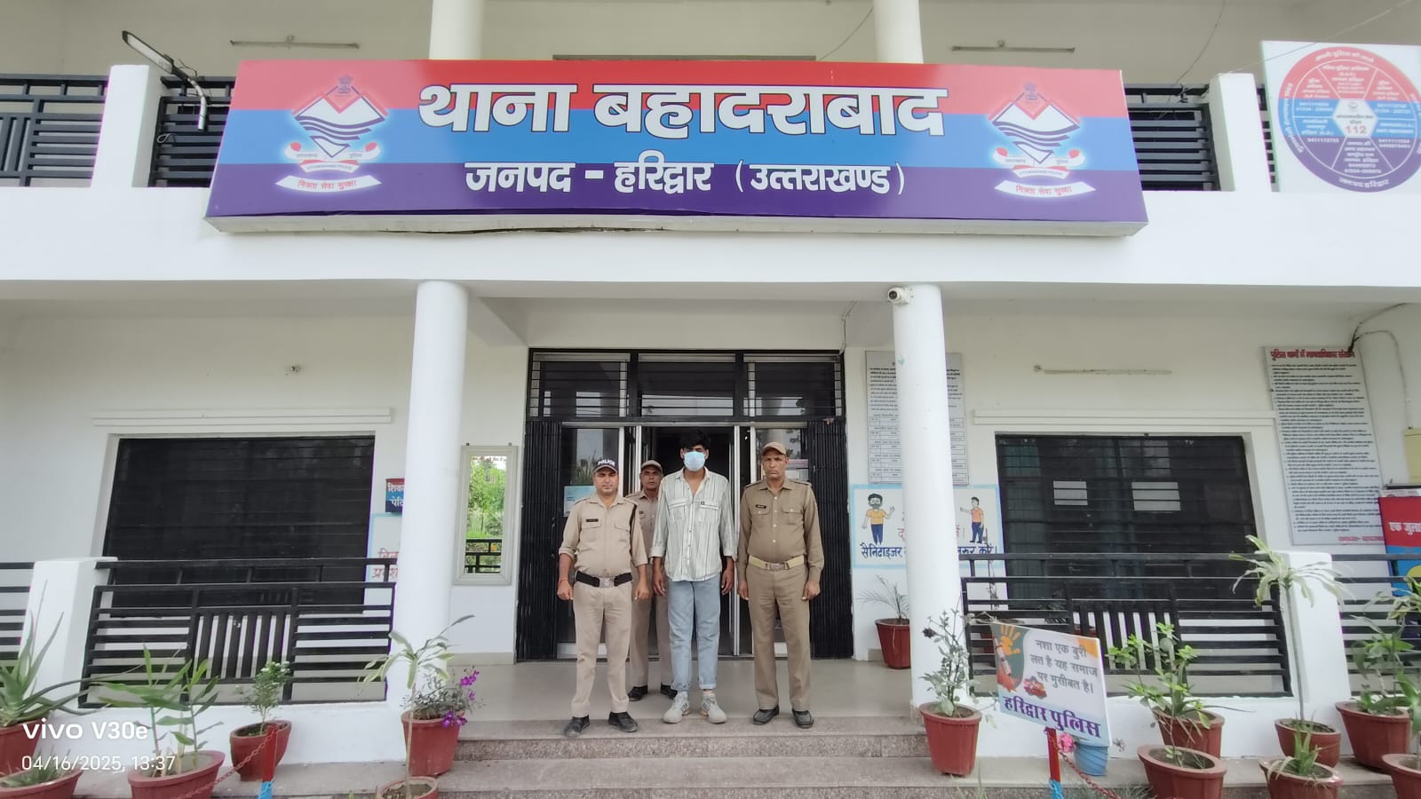 बहादराबाद पुलिस की कार्रवाई! अवैध चाकू के साथ आरोपी गिरफ्तार