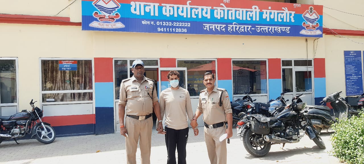 बुलेट और आईफोन का मालिक निकला चोर, रिश्तेदार के घर की चोरी का खुलासा