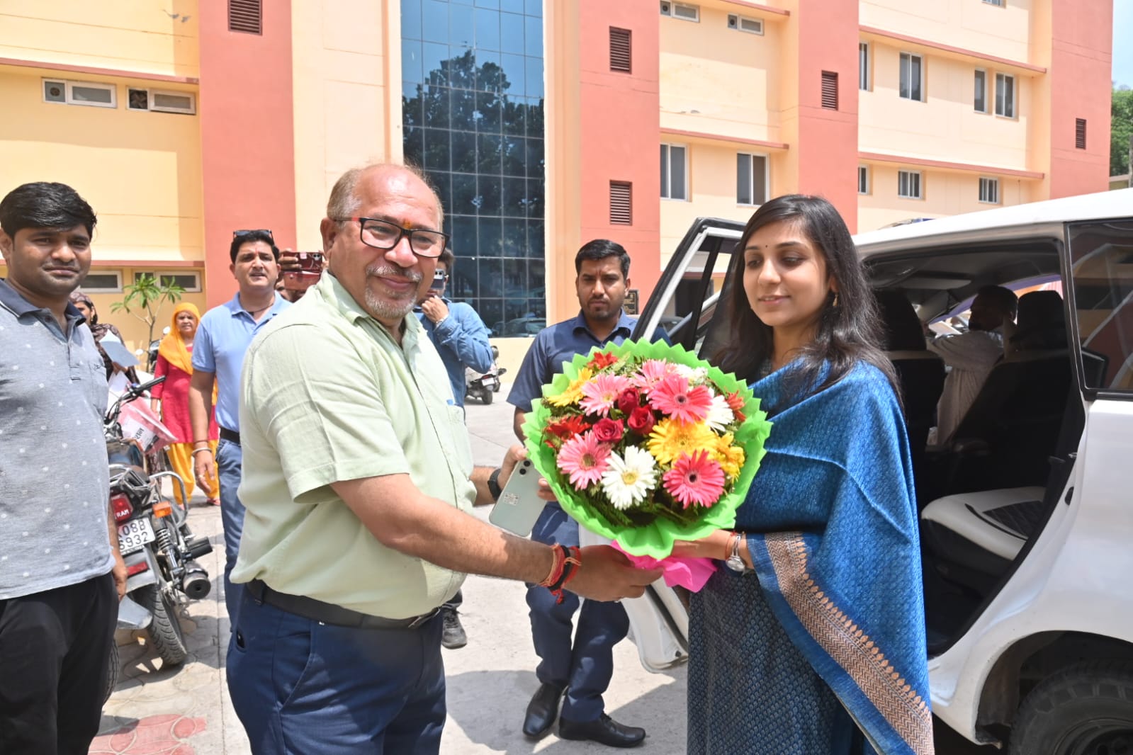 NHM निदेशक स्वाति एस भदौरिया ने किया अस्पतालों का निरीक्षण, स्वास्थ्य सुविधाओं का लिया जायजा