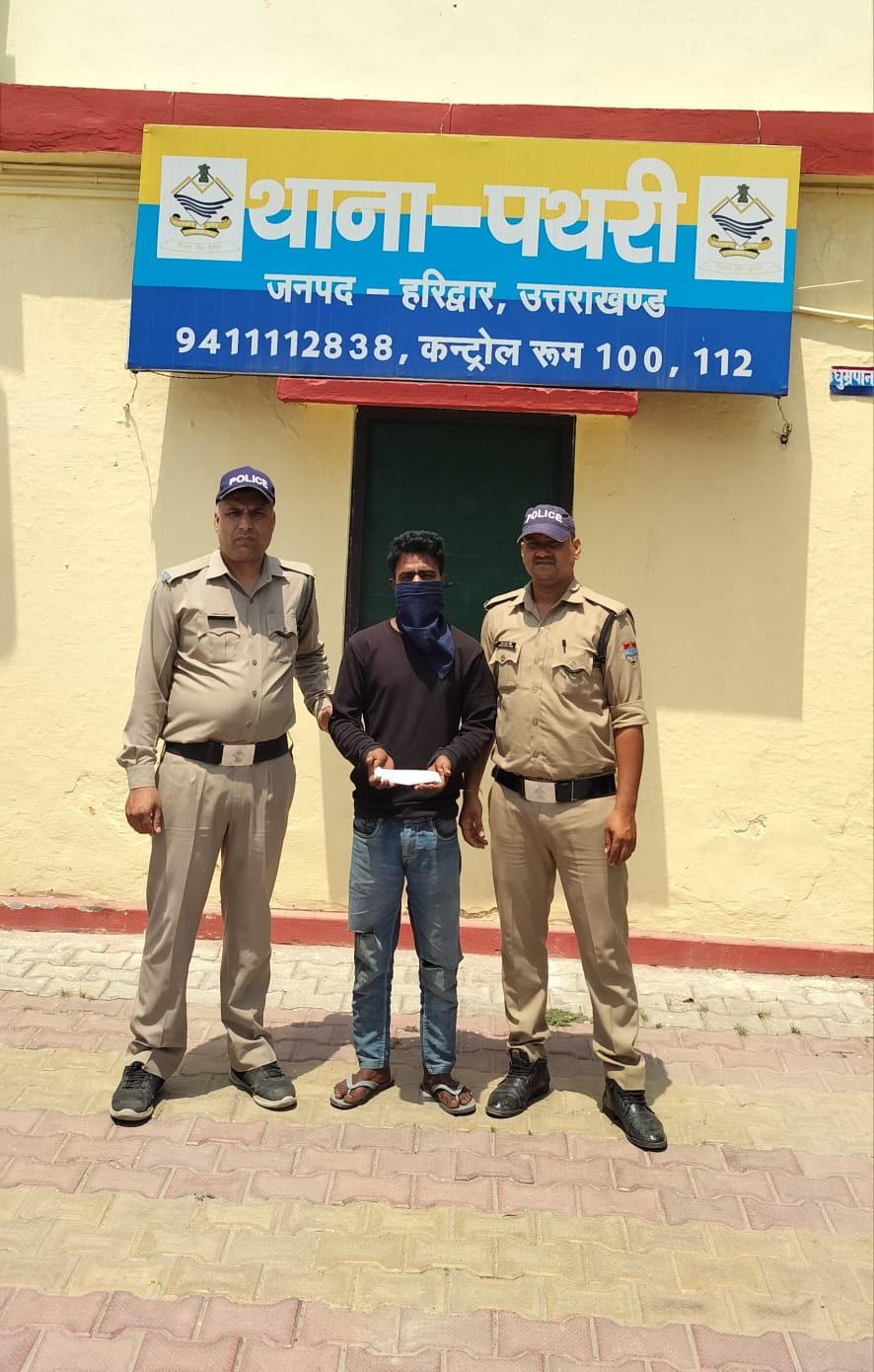 हरिद्वार: पथरी पुलिस ने अवैध चाकू के साथ एक आरोपी को पकड़ा
