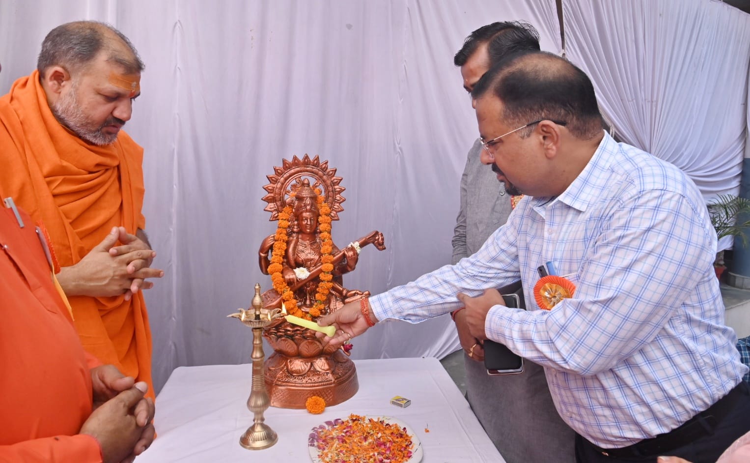 हरिद्वार: श्री महंत इन्दिरेश अस्पताल द्वारा कैंसर जागरूकता और निशुल्क स्वास्थ्य शिविर आयोजित