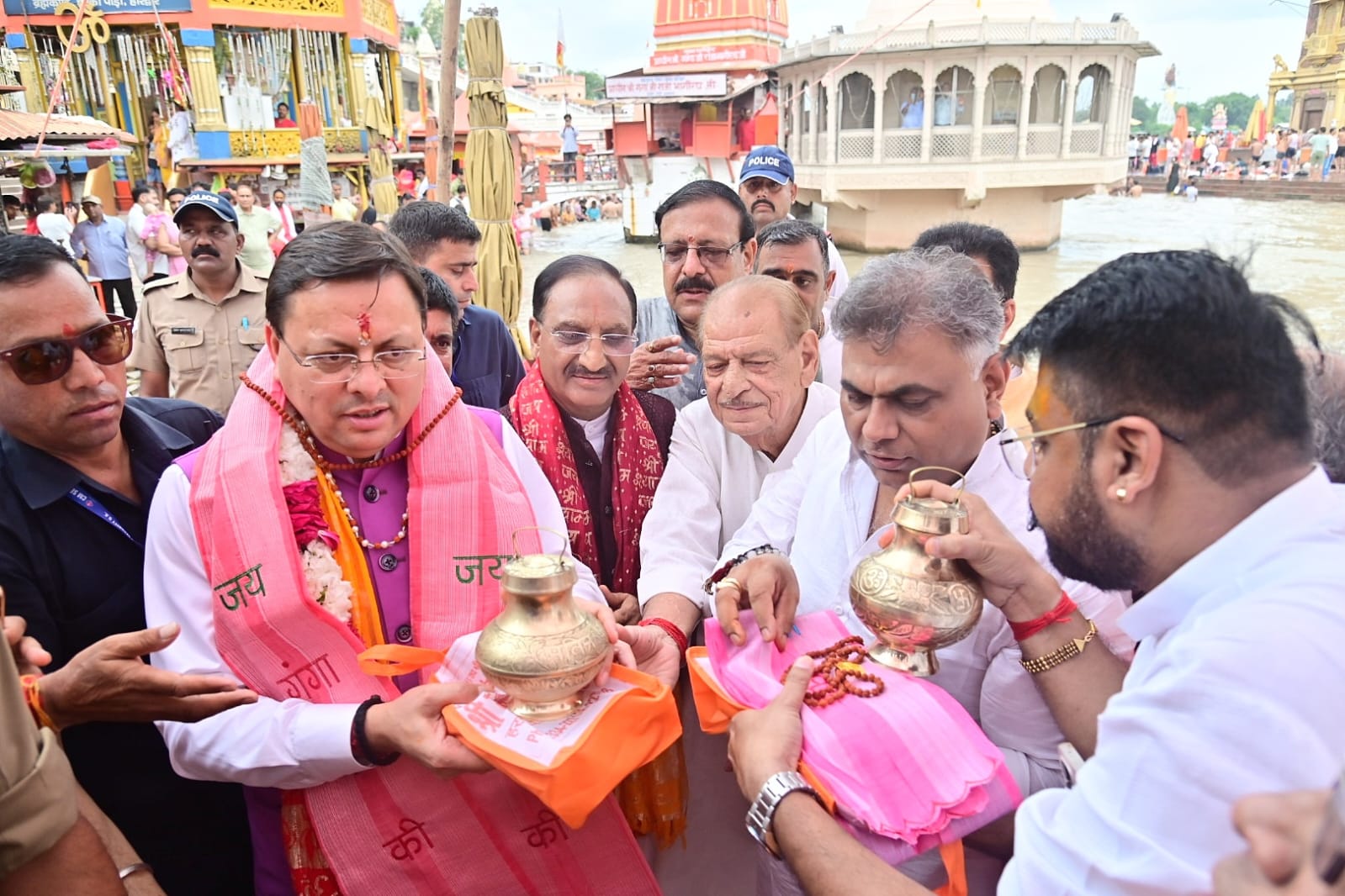 हरिद्वार: मुख्यमंत्री धामी ने नदी उत्सव में किया प्रतिभाग, नदियों को 'मां' समान आदर देने का संदेश