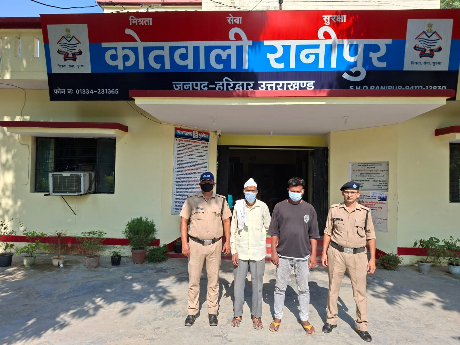 हरिद्वार पुलिस का एक्शन! रानीपुर में 2 'फरार वारंटी' दबोचे, अपराधियों में फैला हड़कंप